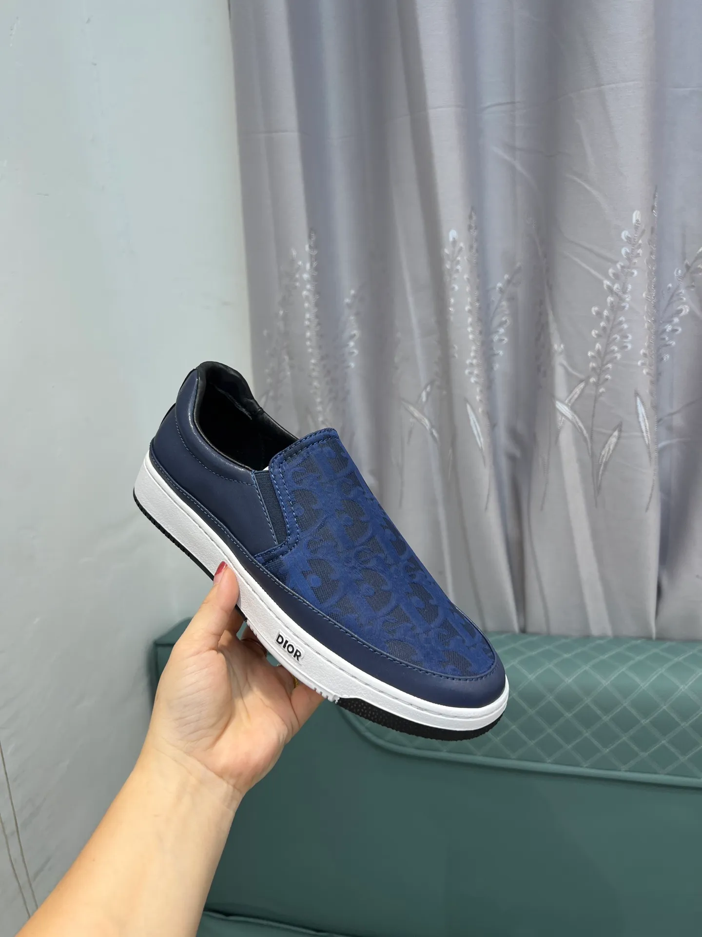 Men's shoes 💰420 [Dior] 🔝The latest masterpiece of high-end men's shoes brand: original special cloth fabric imported from Italy + cowhide + imported sheepskin lining 🔥Original toe-cap rubber outsole Soft and comfortable, making walking more convenient and comfortable! Size: 38-44 (45 can be customized)